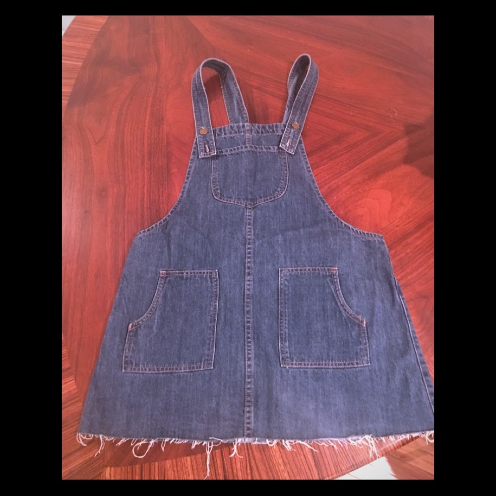 NWOT never worn denim jumper.